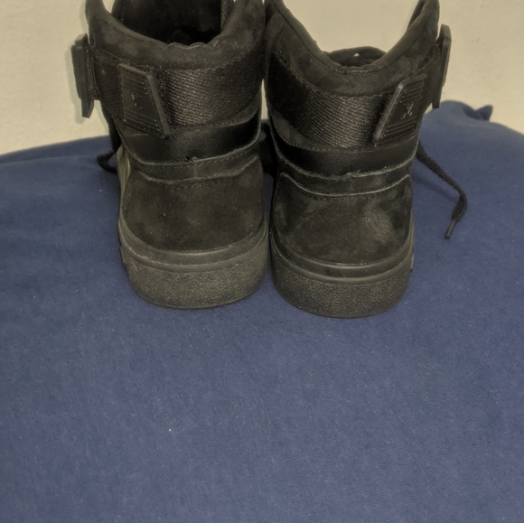 Louis Vuitton hologram high tops - Picture 3 of 4